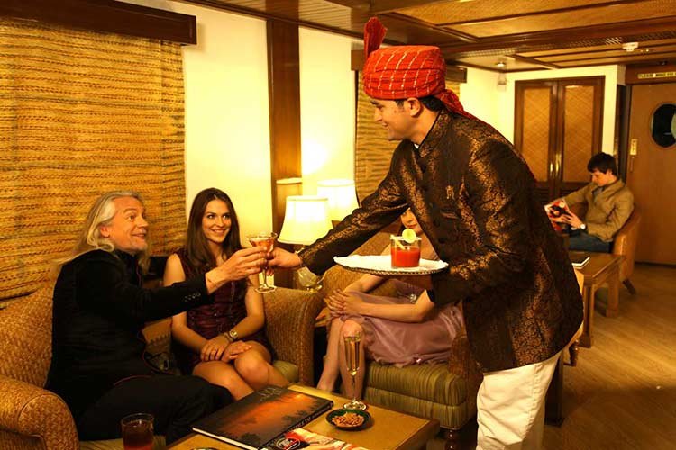 Safari Bar of Maharaja Express