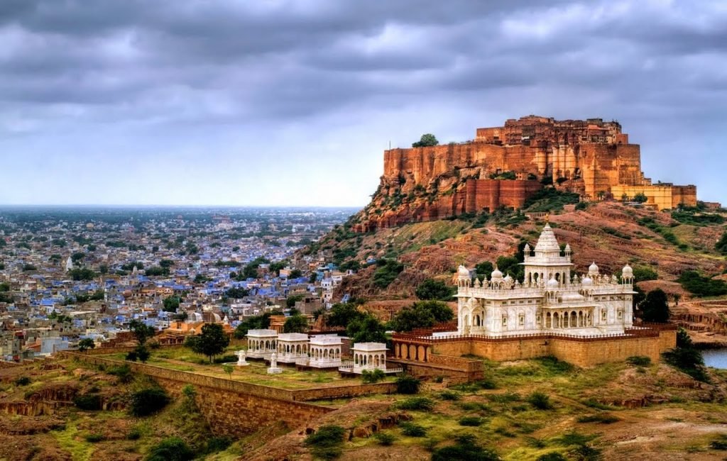 Mehrangarh Fort and Jaswant Thada, "The Blue City" - Jodhpur (Photo: themaharajaexpress.org)