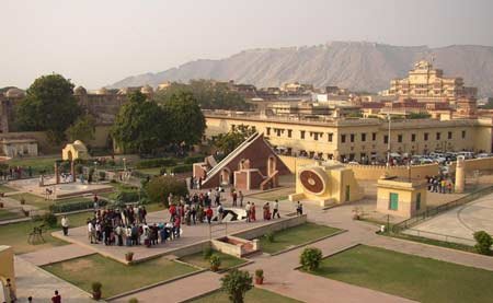 Tour Jantar Mantar, Jaipur by maharajas express